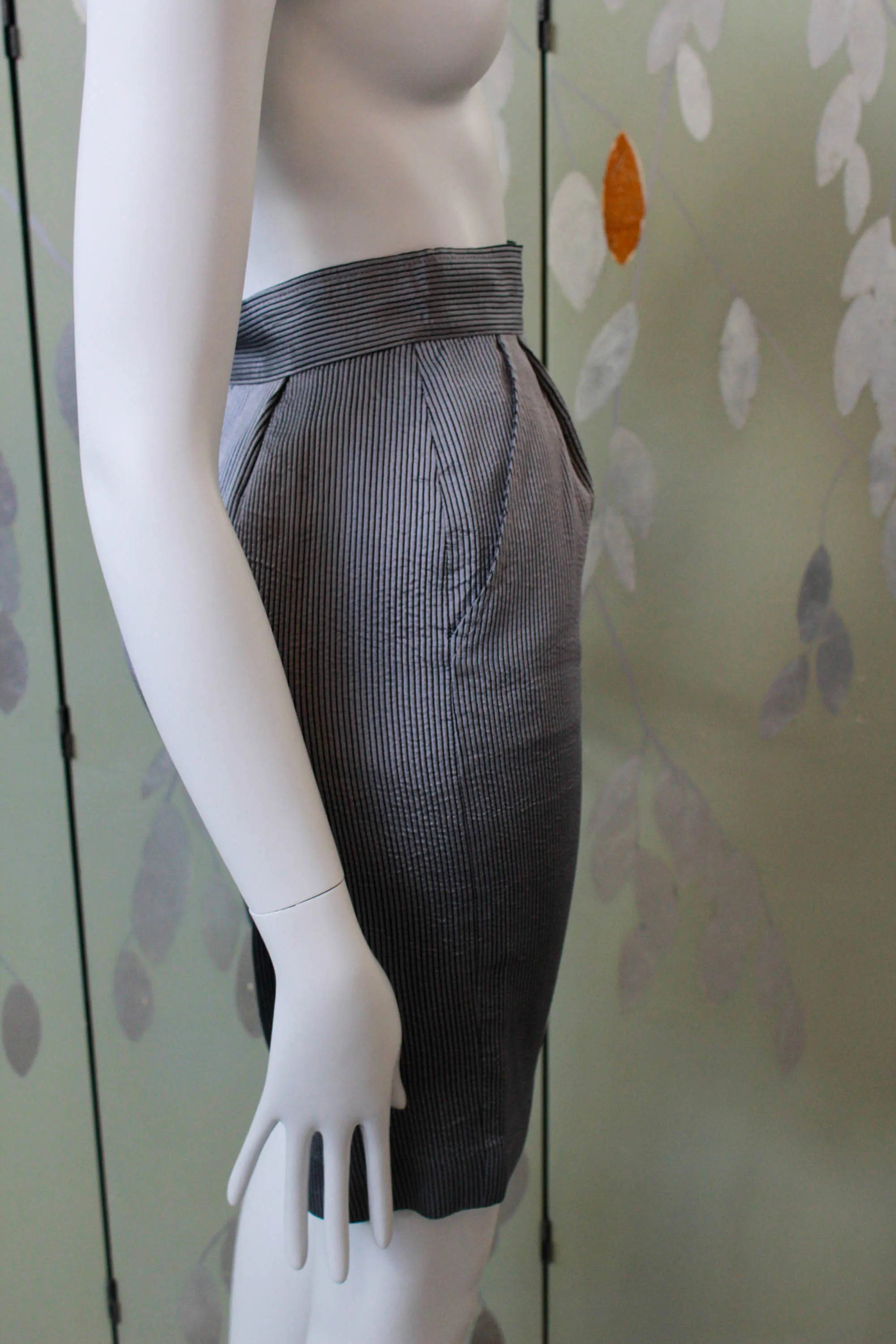 90s Harriet Selling Grey Stripe Skirt, Waist 25"