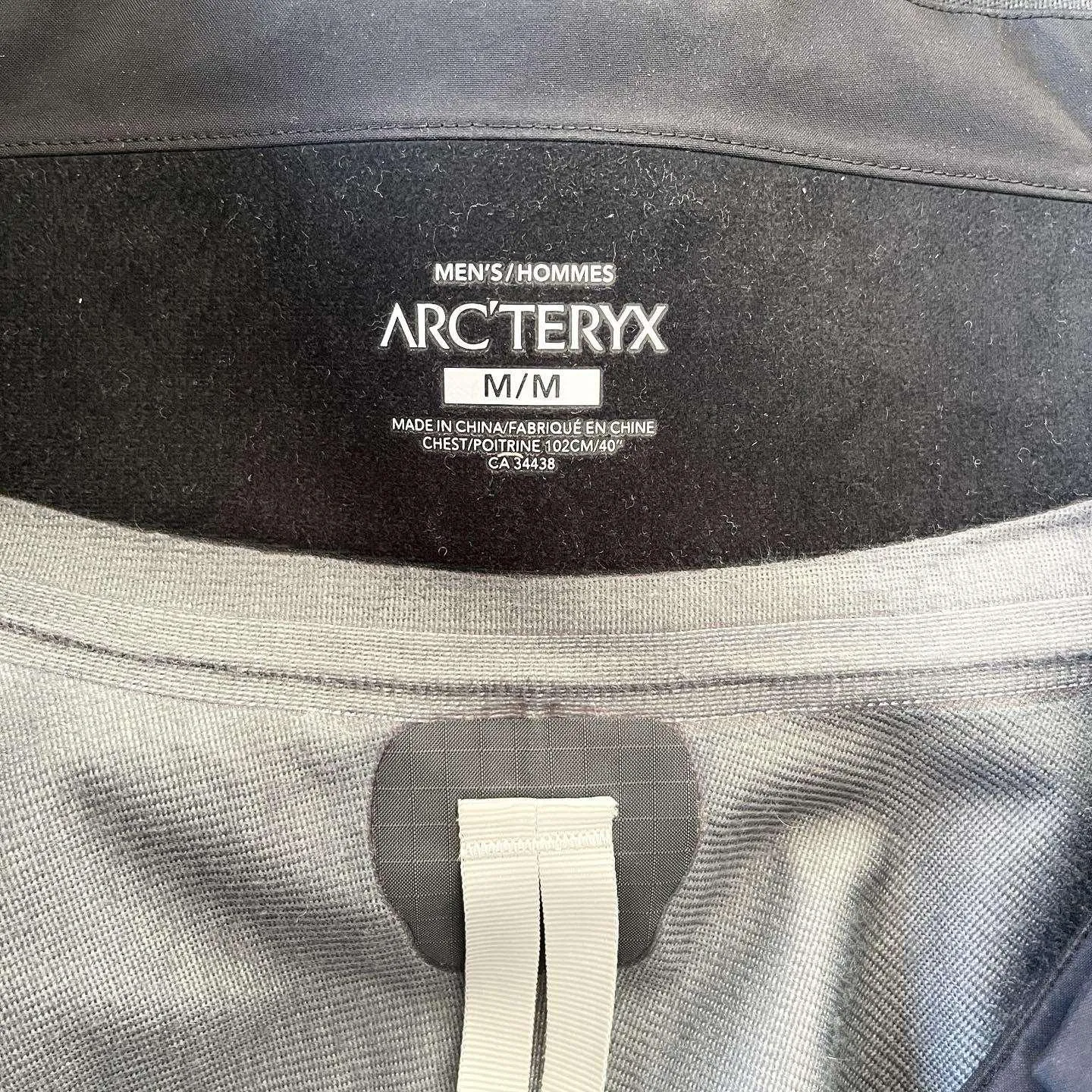 ARCTERYX GORE-TEX Jacket