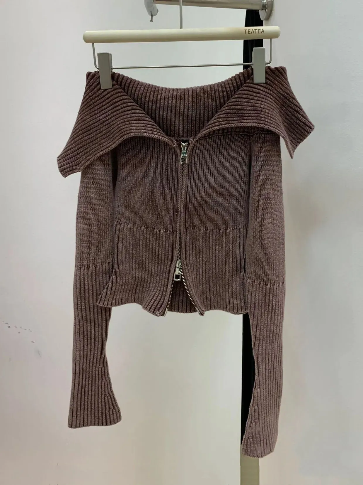 Autumn Y2K Knitted Women Cardigan Sweater Wrist Sleeve Slim Turn-Down Up Collar Double Zippers Female Crop Top C-192