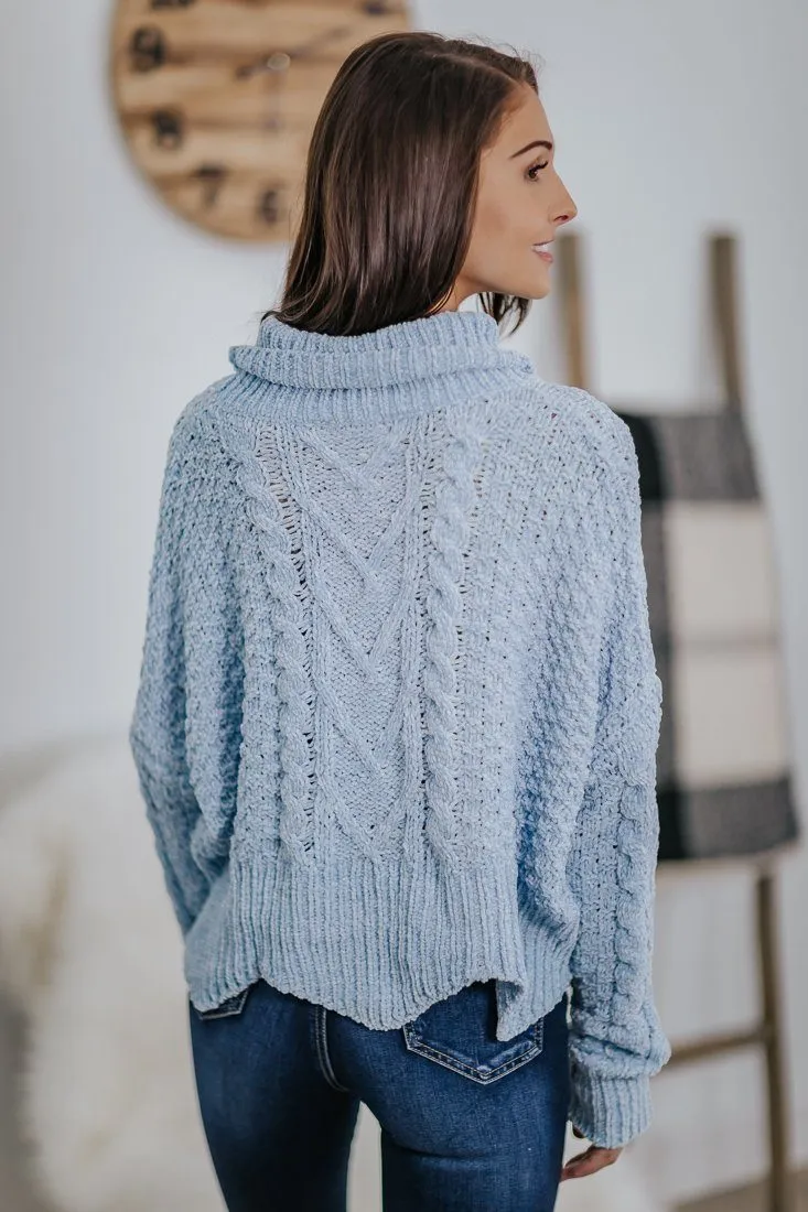 Basic Cable Knit Turtle Neck Scalloped Hem Crop Long Sleeve Sweater in Light Blue