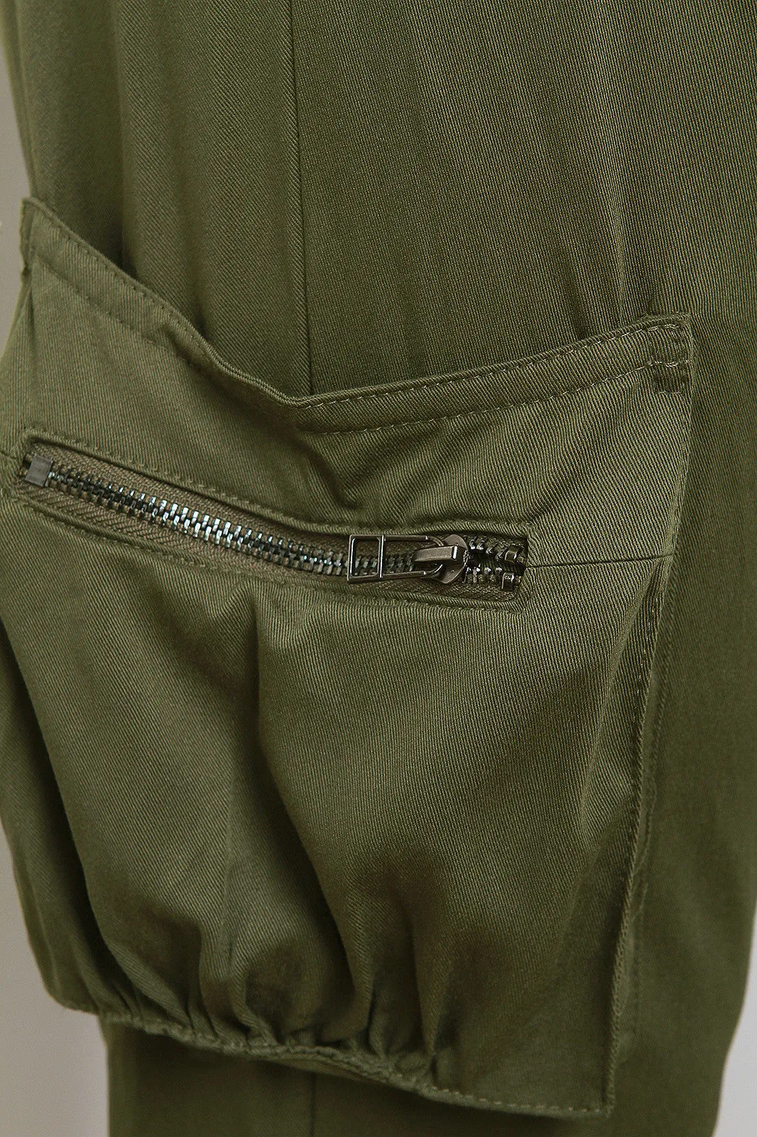 Cargo Jogger Capri Pants