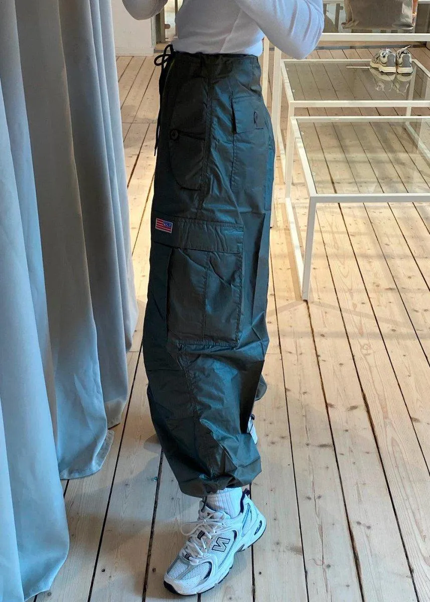 Cargo Wind Pants - Moss