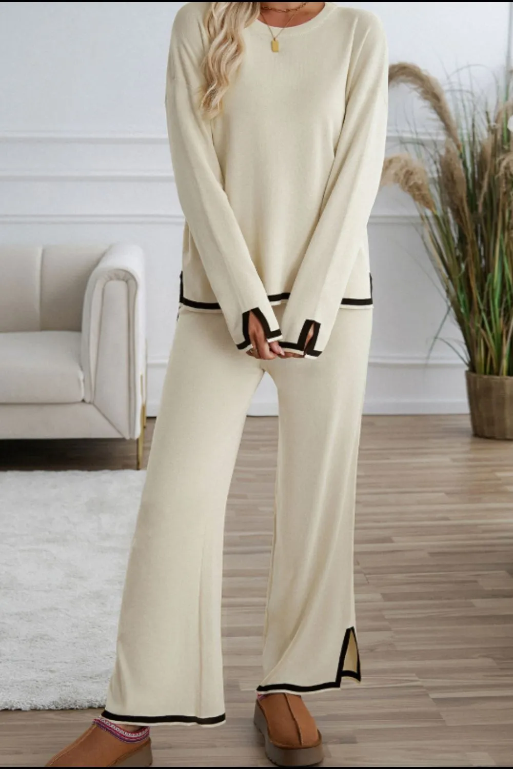 Classic Resort Casual Top and Pants Sweater Set