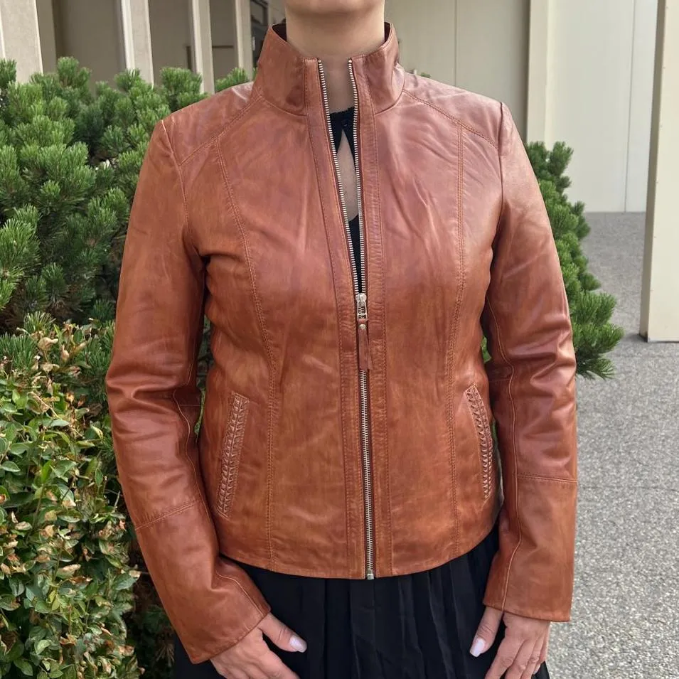 Classic Women's Lamb Leather Zip Jacket with Woven Pocket Design