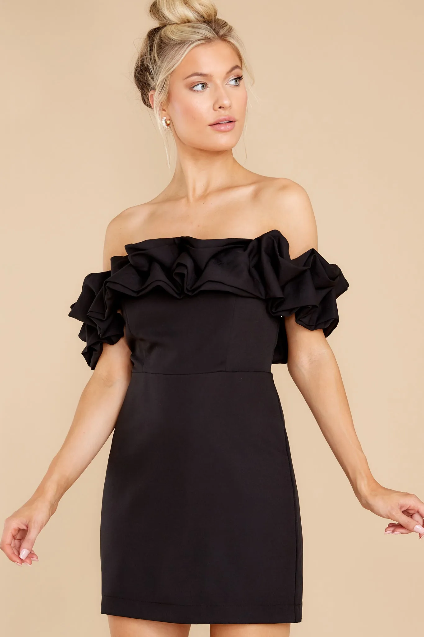 Elegant Sass Black Dress