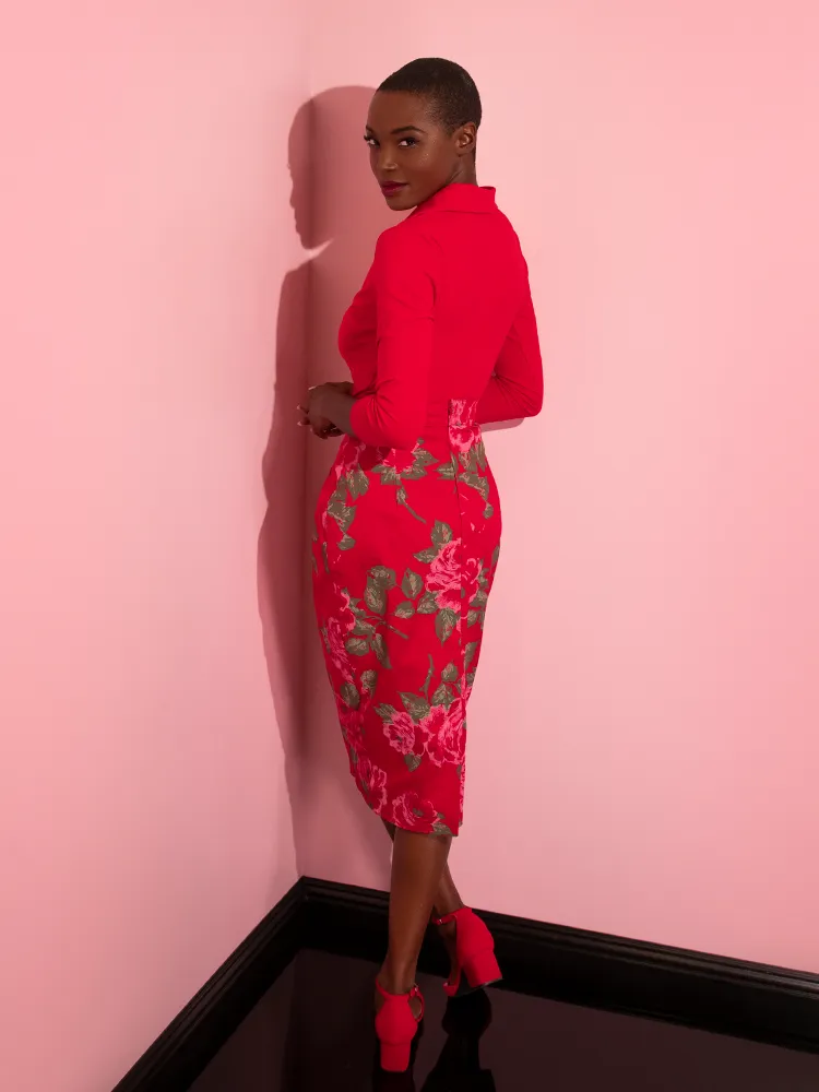 FINAL SALE - Vixen Pencil Skirt in Vintage Red Rose Print - Vixen by Michelin Pitt