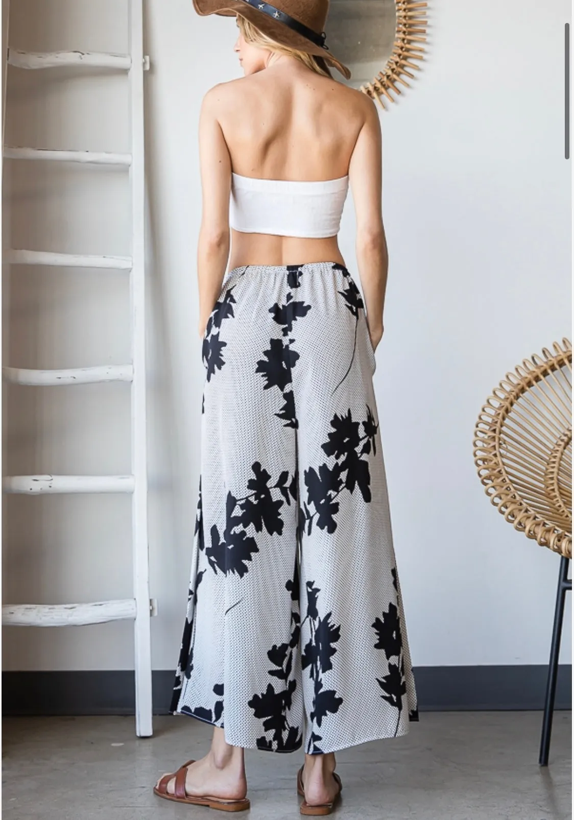 Floral print wide leg pants