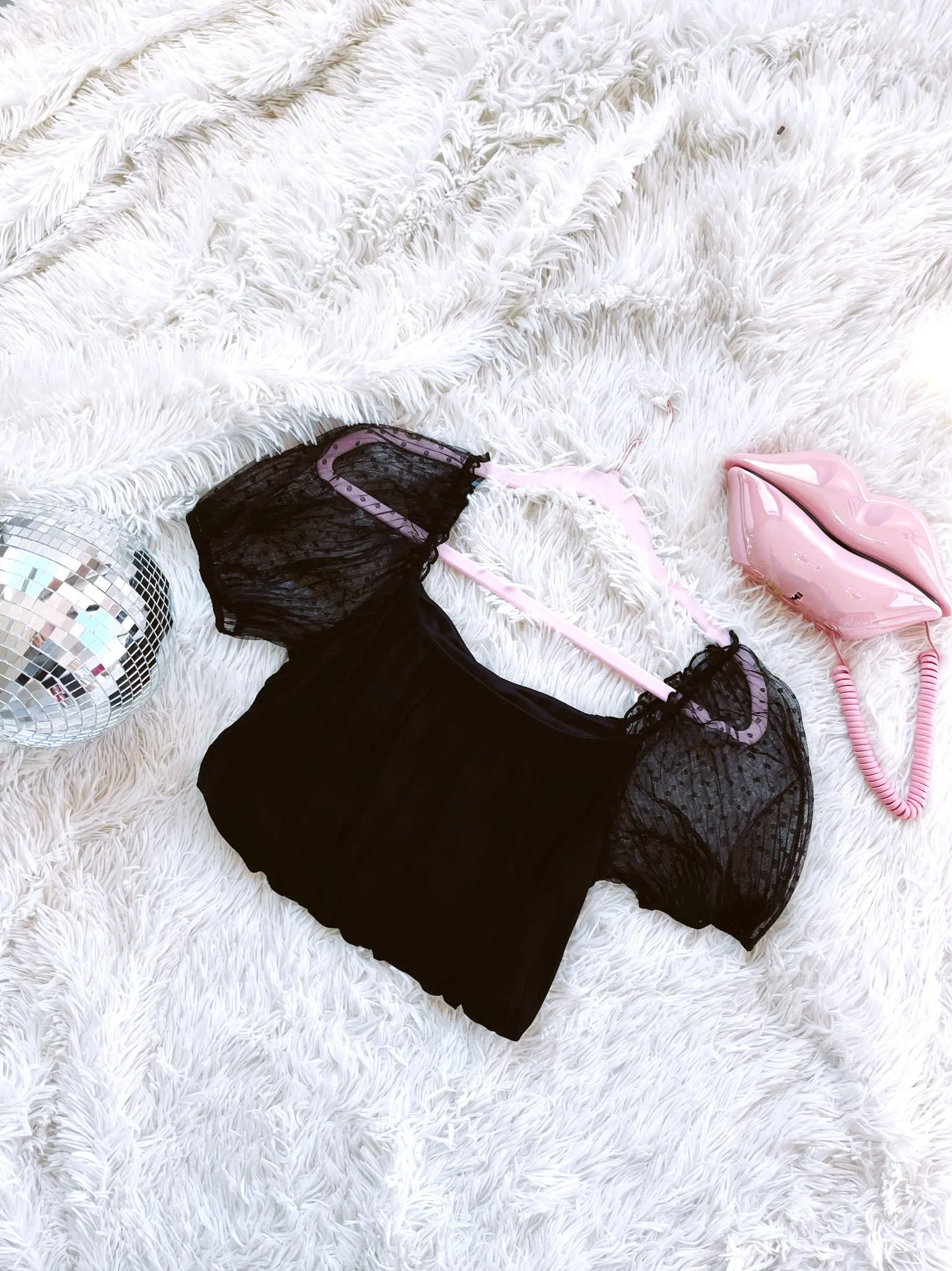 It's Delicate Bubble Crop Top - Black