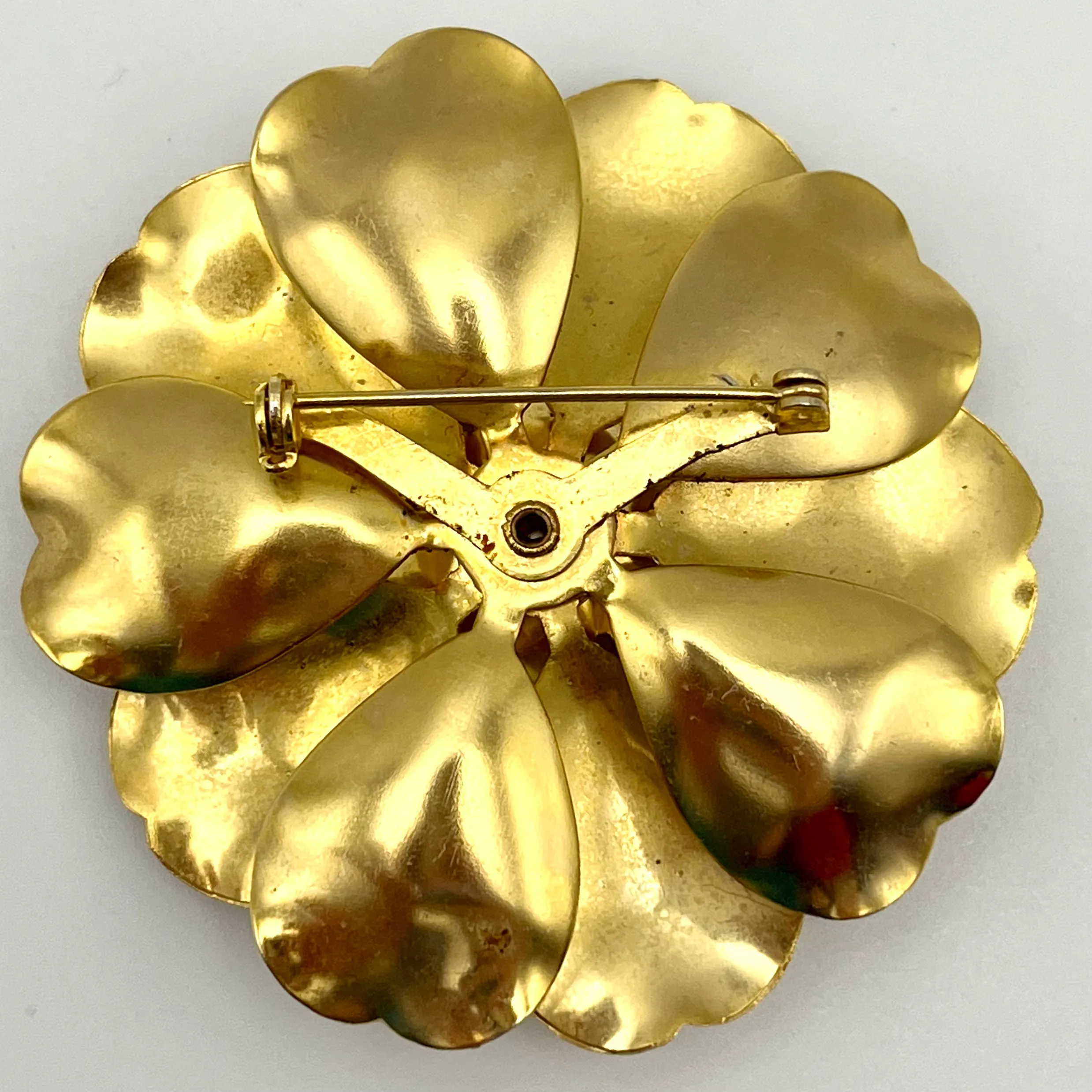 Late 60s/ Early 70s Gold-Tone Metal Flower Brooch