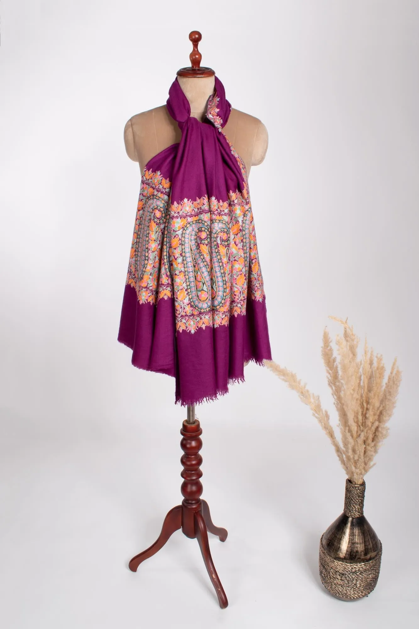 Magenta Kashmiri Pashmina Shawl - MANDAWA