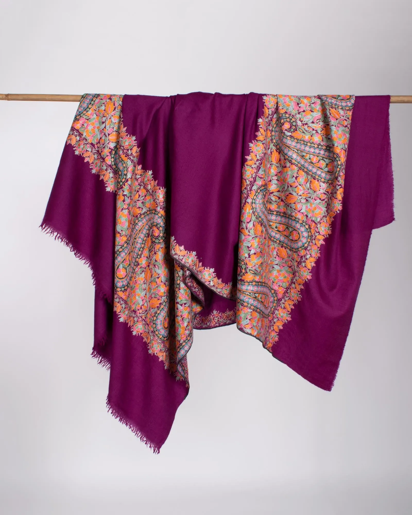 Magenta Kashmiri Pashmina Shawl - MANDAWA