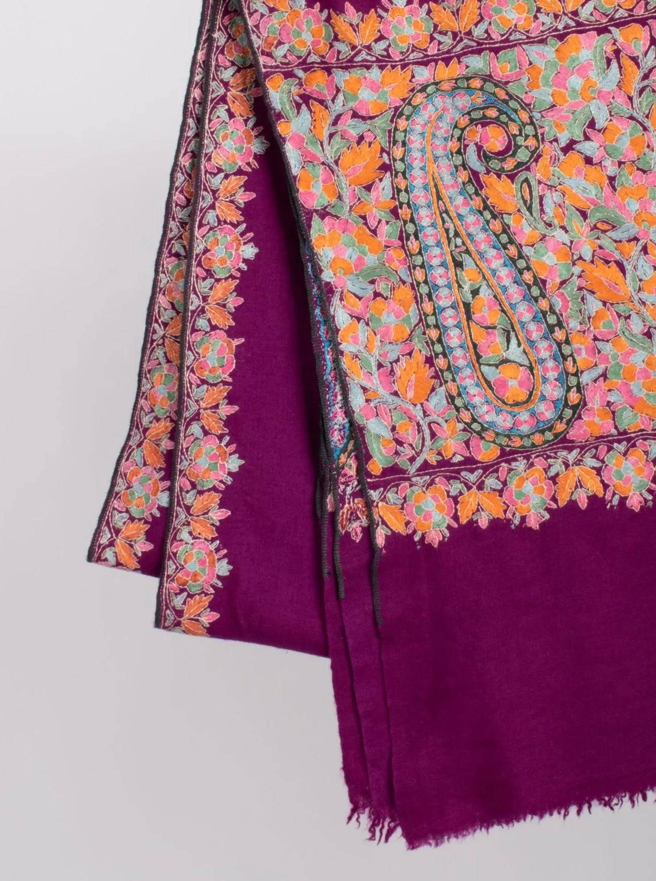 Magenta Kashmiri Pashmina Shawl - MANDAWA