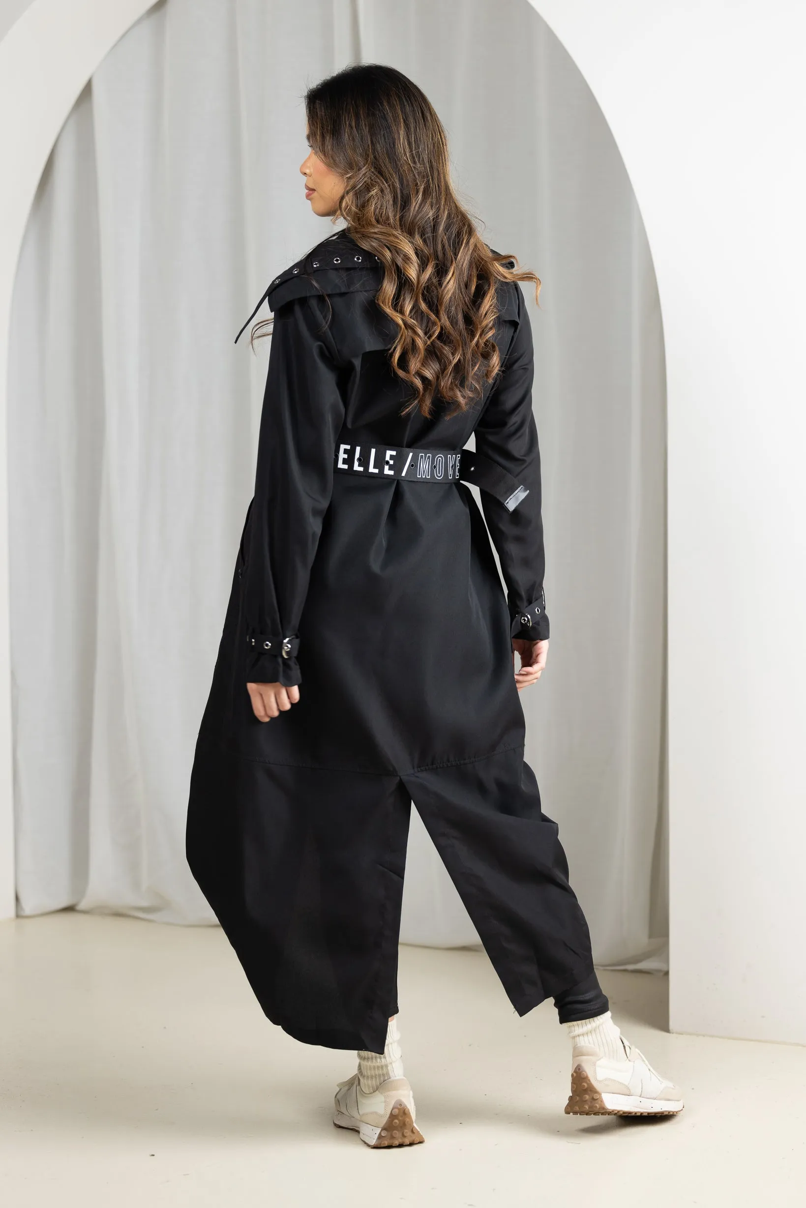 Modelle/Move Parachute Maxi Jacket