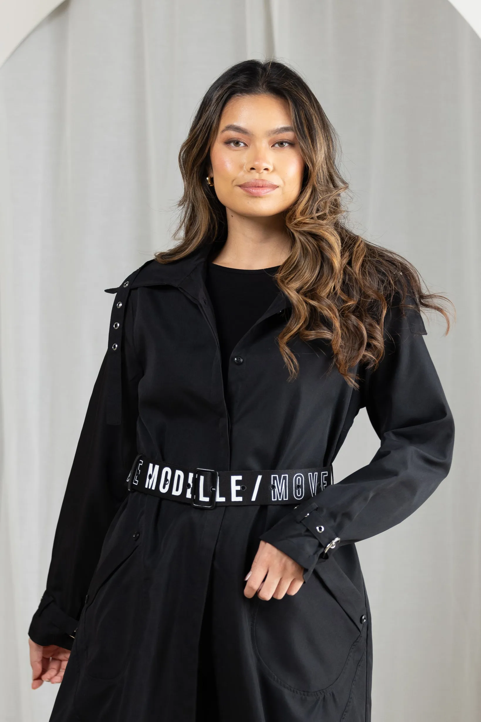 Modelle/Move Parachute Maxi Jacket