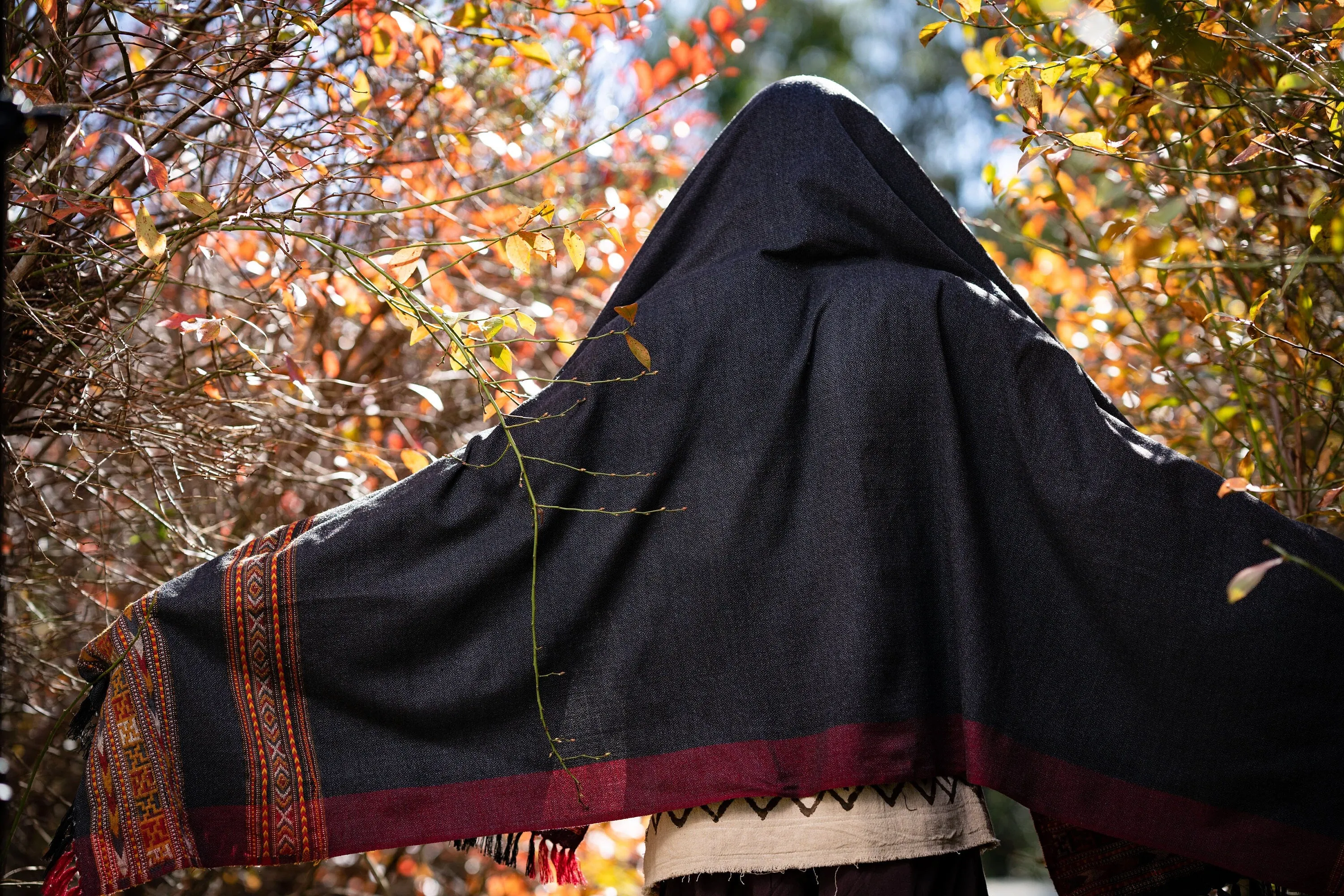 SAMADHI Meditation Prayer Shawl Blanket Cosy Dark Grey Cashmere Yak Wool and Acrylic Wool Blend Tibetan Lahsa Tribal Embroidery Zen AJJAYA