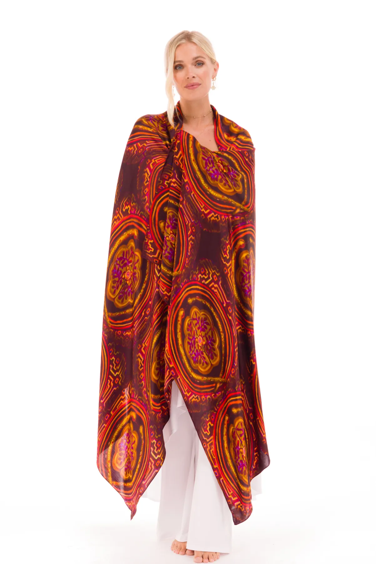 SHIPIBO DHARMA SILK SHAWL - BURGUNDY