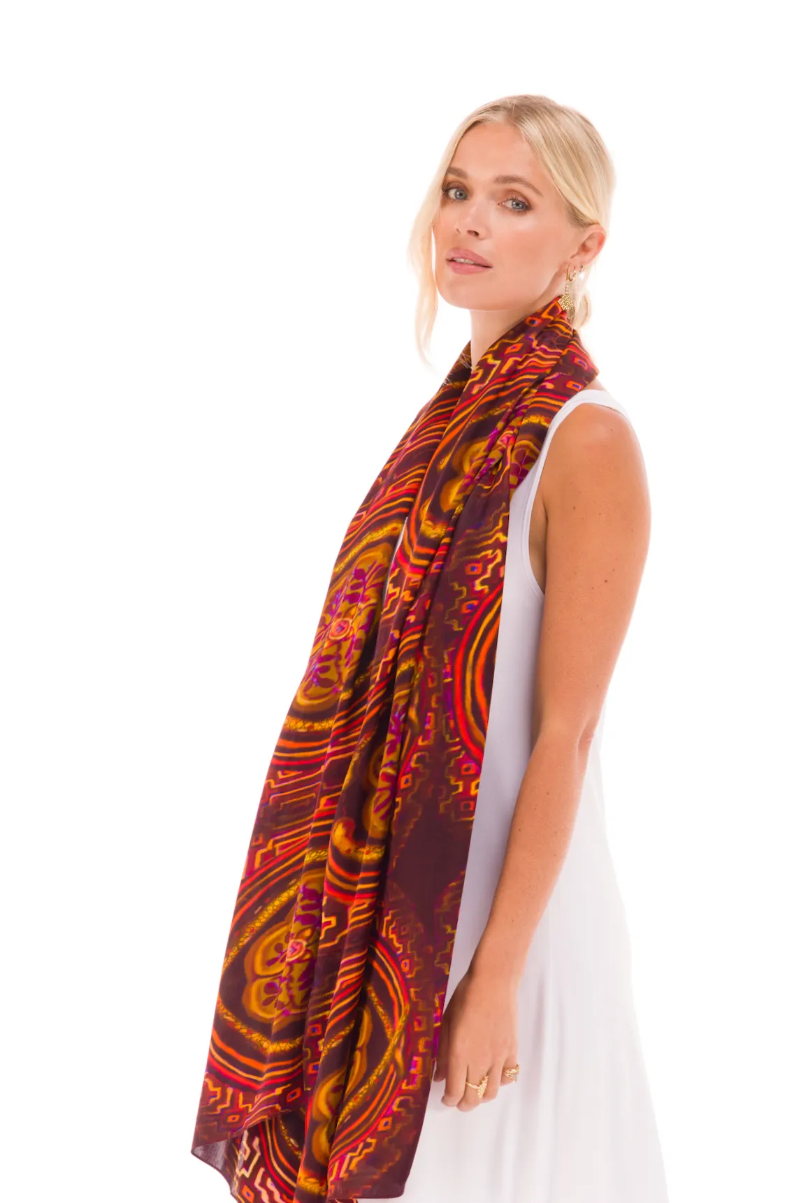 SHIPIBO DHARMA SILK SHAWL - BURGUNDY