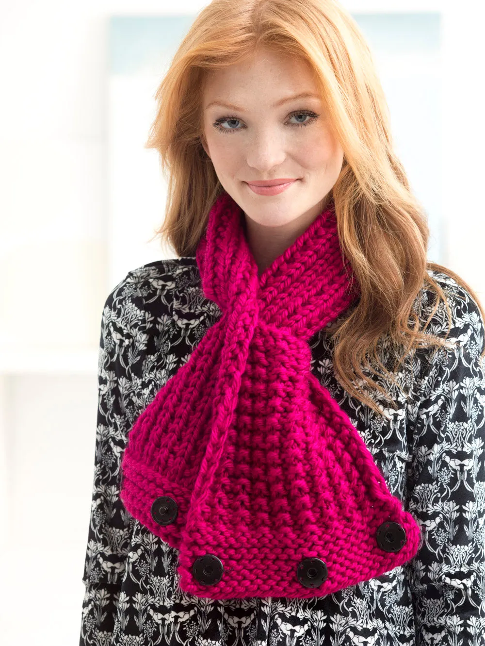 Snappy Slit Scarf (Knit)