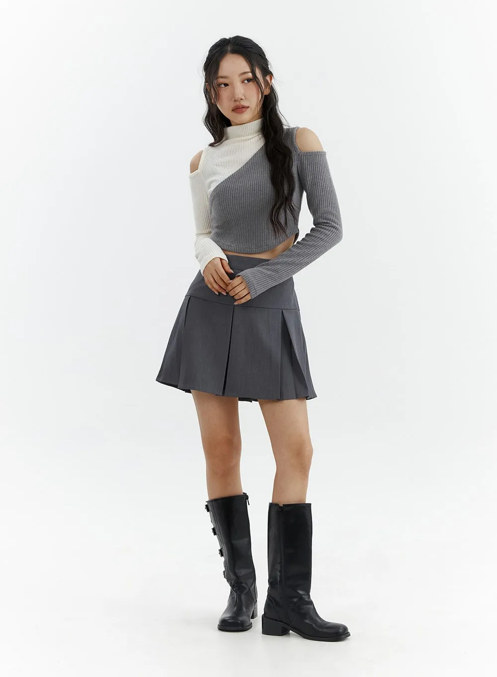 Solid Pleated Mini Skirt CJ425