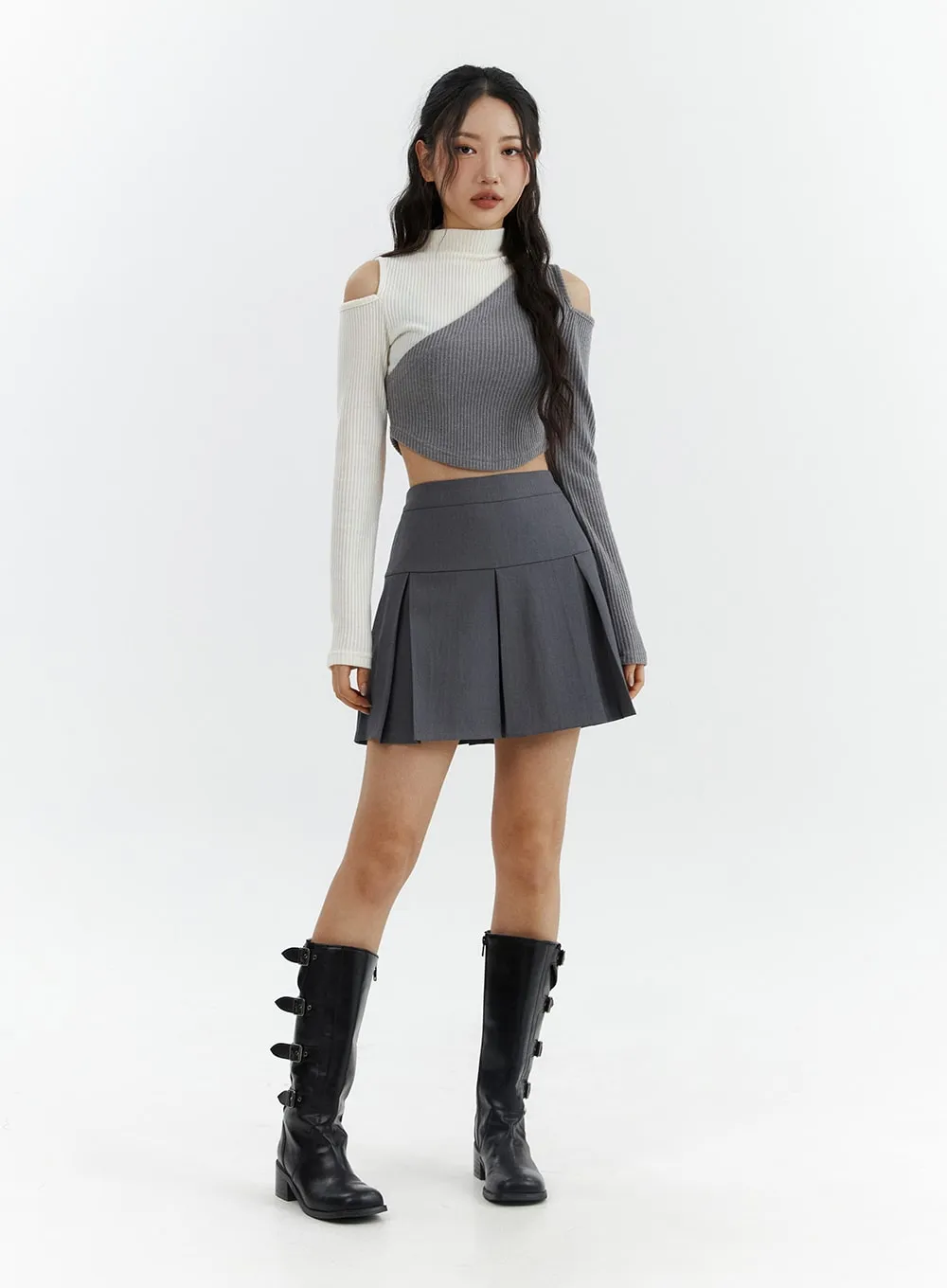 Solid Pleated Mini Skirt CJ425