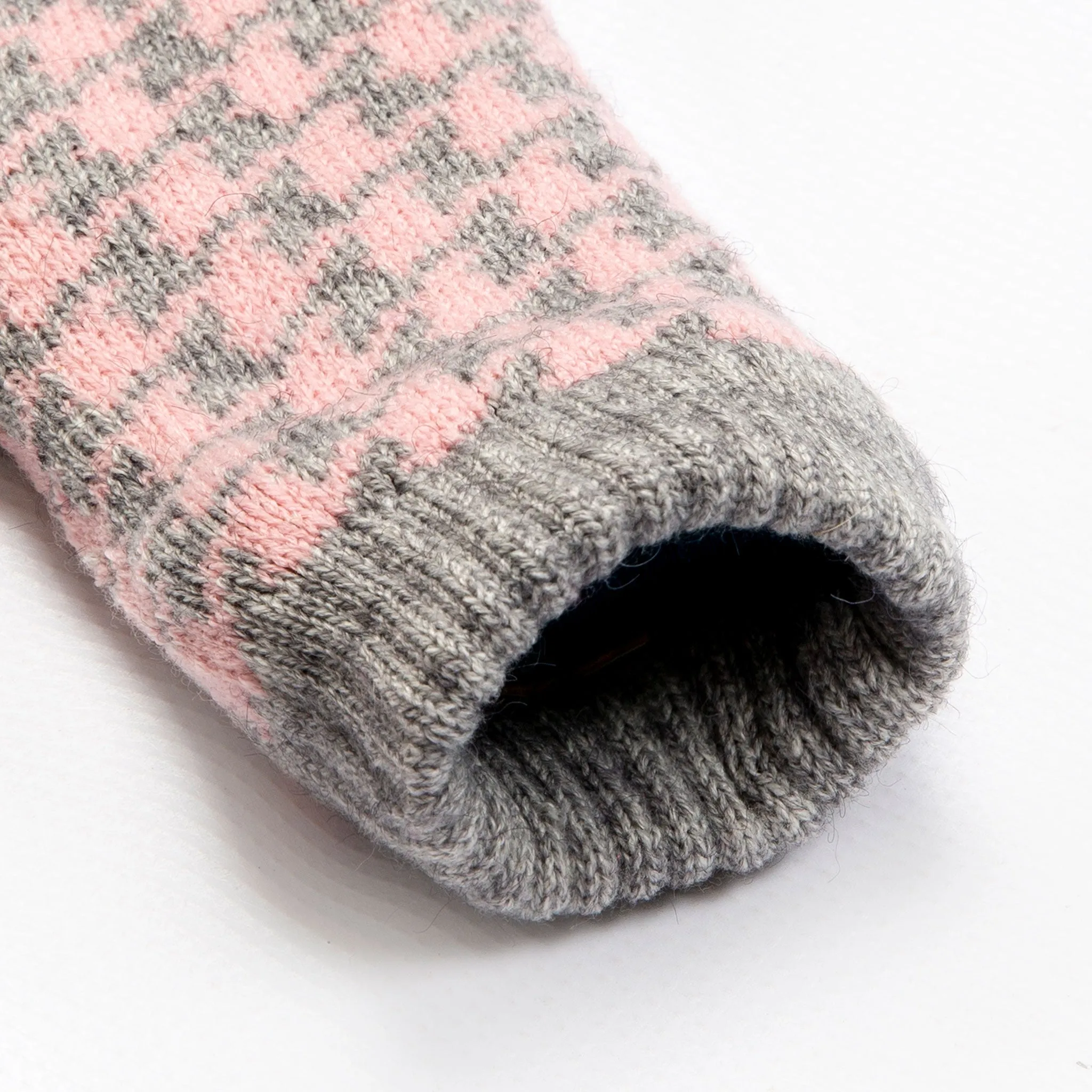 Women’s Jacquard Knitted Gloves with Dogtooth Pattern