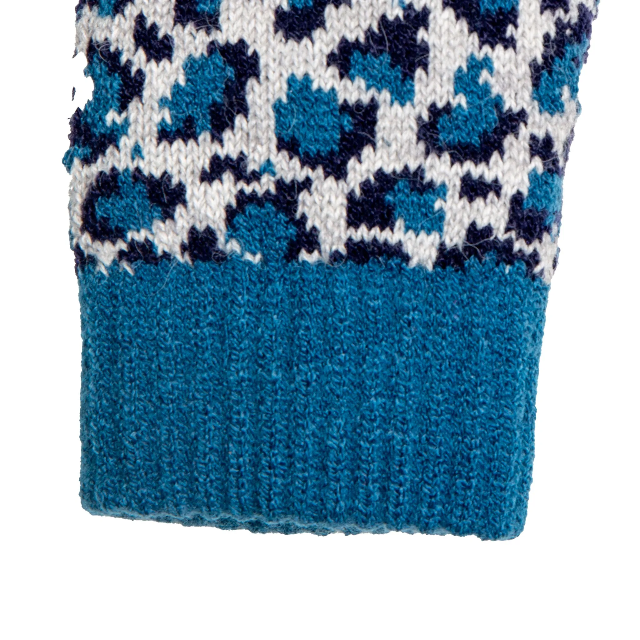 Women’s Jacquard Knitted Gloves with Leopard Print Pattern