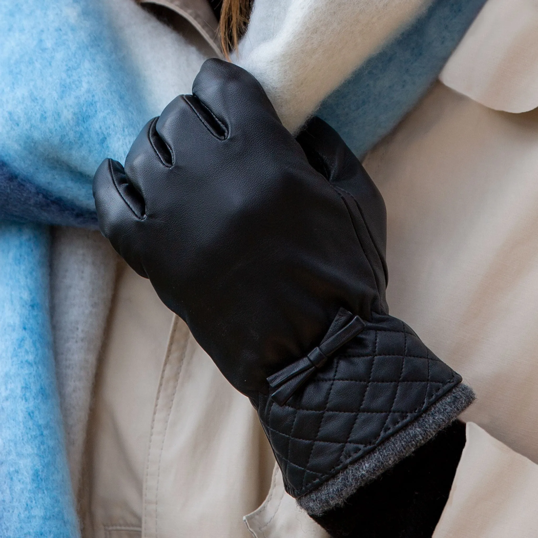 Women’s Wool-Lined Leather Gloves with Quilted Cuffs and Bow