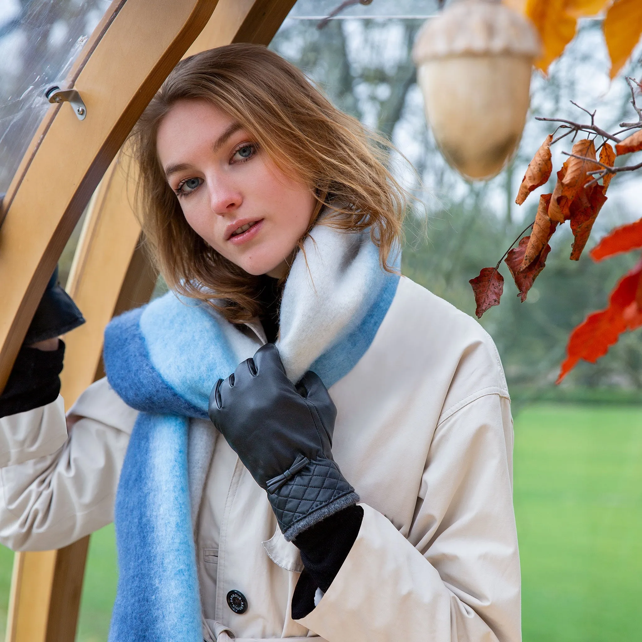 Women’s Wool-Lined Leather Gloves with Quilted Cuffs and Bow