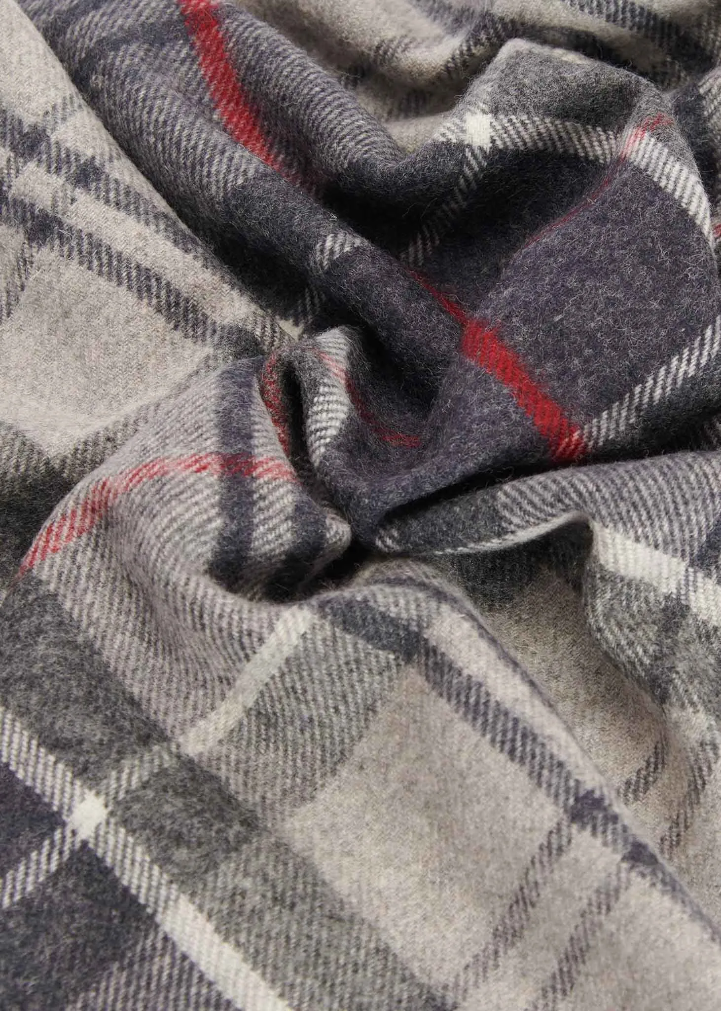 Yaxley tartan scarf - blue granite